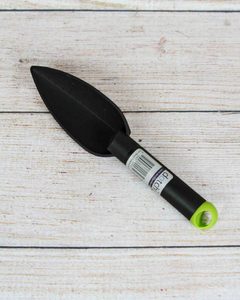 Crescent Gardens - Dotchi Narrow Transplanter