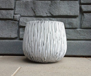 9" Mallory Round Beige with Vertical Lines