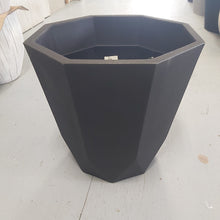 Load image into Gallery viewer, Octagon planter
