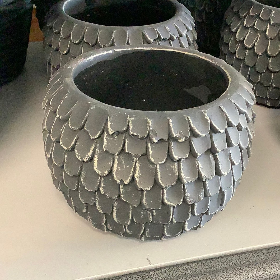 Ruffle My Feathers Charcoal  Pot 3.5”