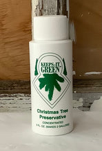 Load image into Gallery viewer, Keeps It Green Tree Preservative 8 oz
