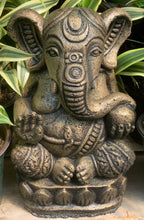 Load image into Gallery viewer, Small Elephant Statue
