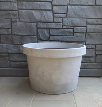 Load image into Gallery viewer, 25.5&quot; Linea Low Rose Pot
